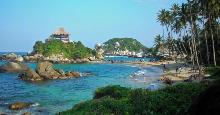 comercio y parque tayrona